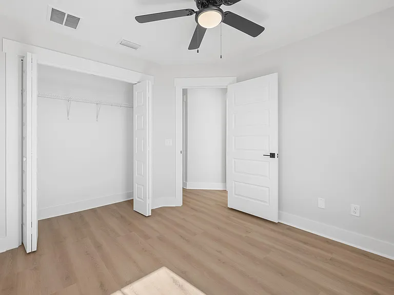 710 Dale Pl #3 — Photo 32