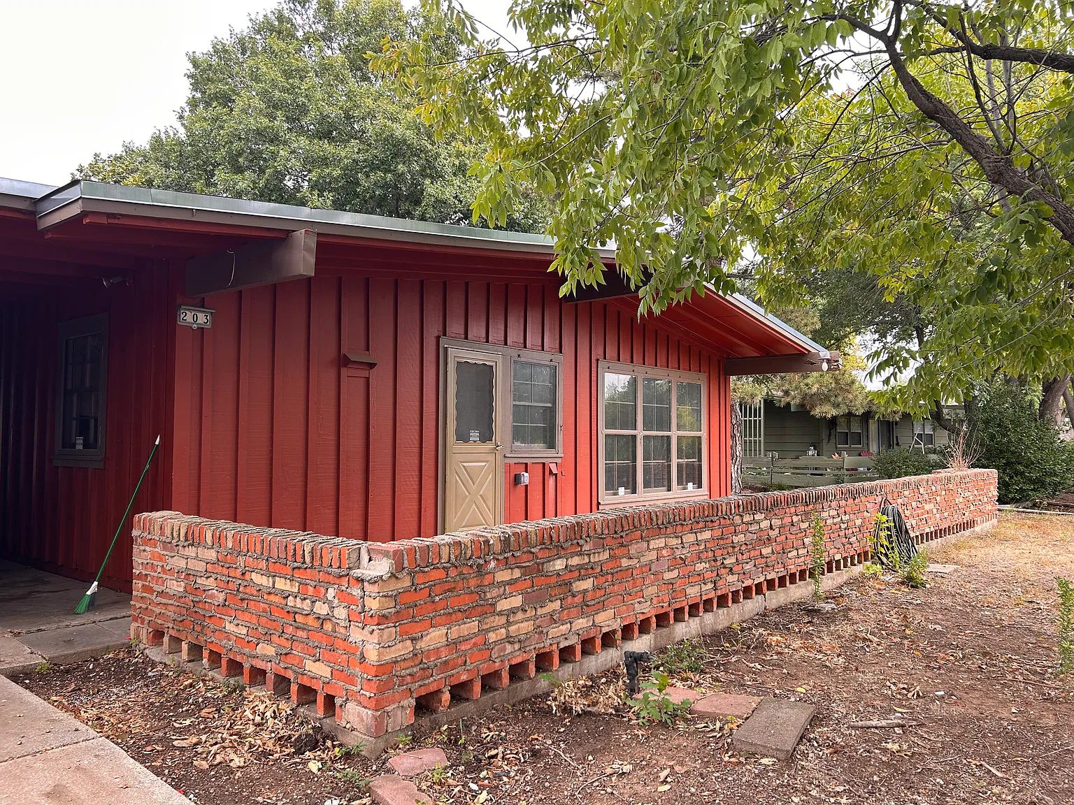 3 bed, 1392 sqft, $1,250 — Photo 2