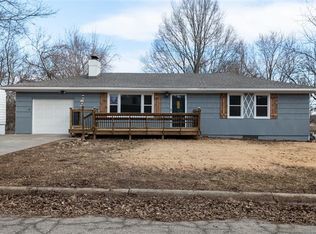8220 E 85th Ter, Raytown, MO 64138