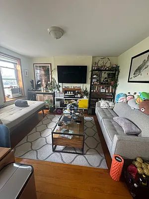 Rented by Compass | media 14