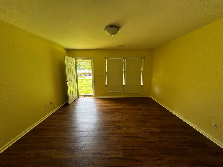 2115 Cameo Dr #1 — Photo 6