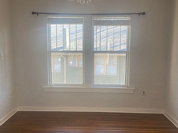 5th image of 1315 Kavanaugh Blvd APT 8