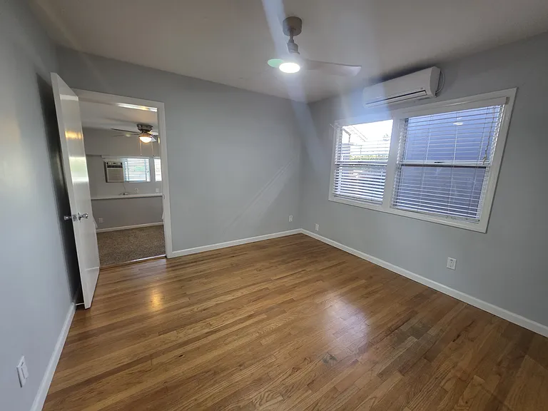 6464 49th St — Photo 38