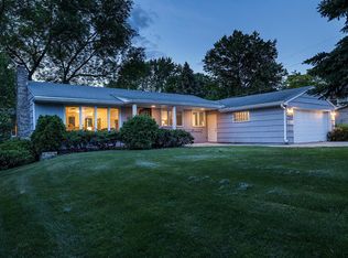 2000 89th St W, Bloomington, MN 55431