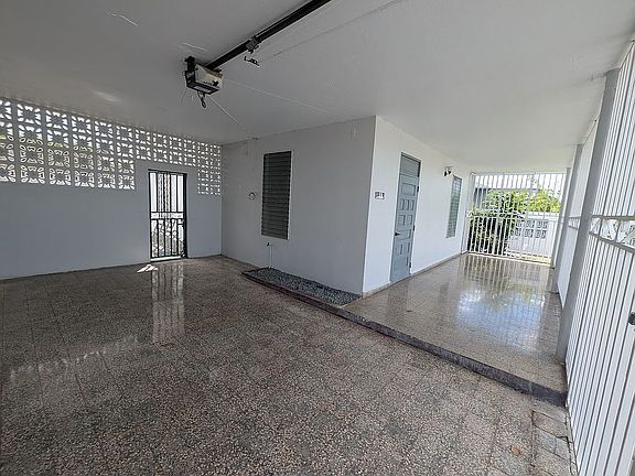 2nd image of 1393 Calle San Gregorio