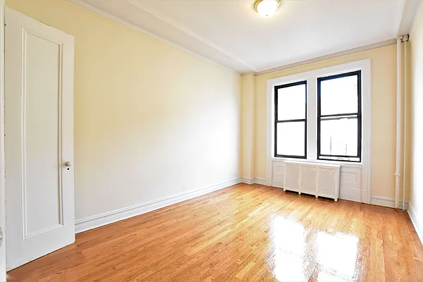 Rented by Bold New York | media 11