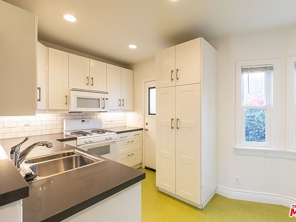 4th image of 505 Holland Ave