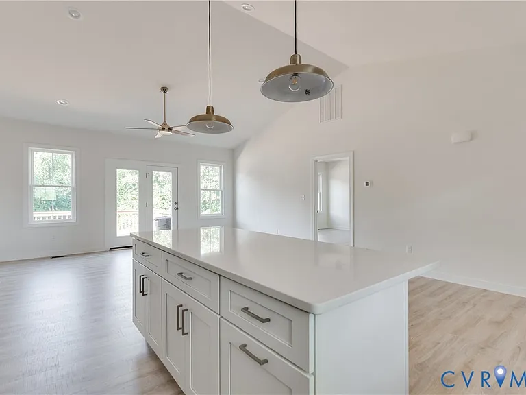 1393 Broad Street Rd — Photo 16