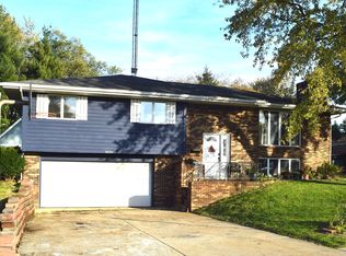 3435 Shelby St, Hobart, IN 46342
