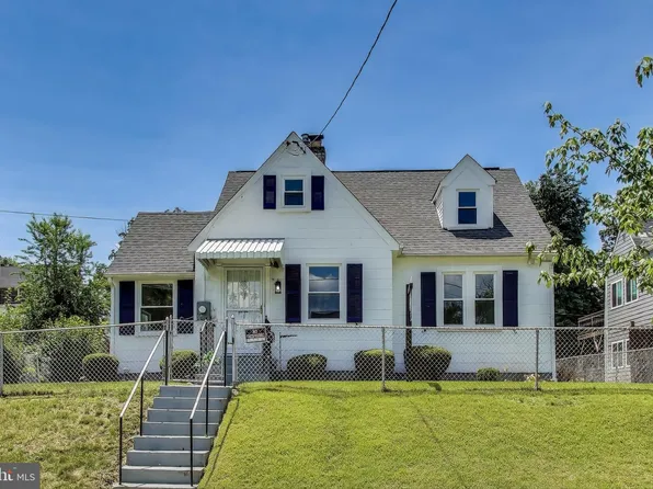 1135 46th St SE, Washington, DC 20019