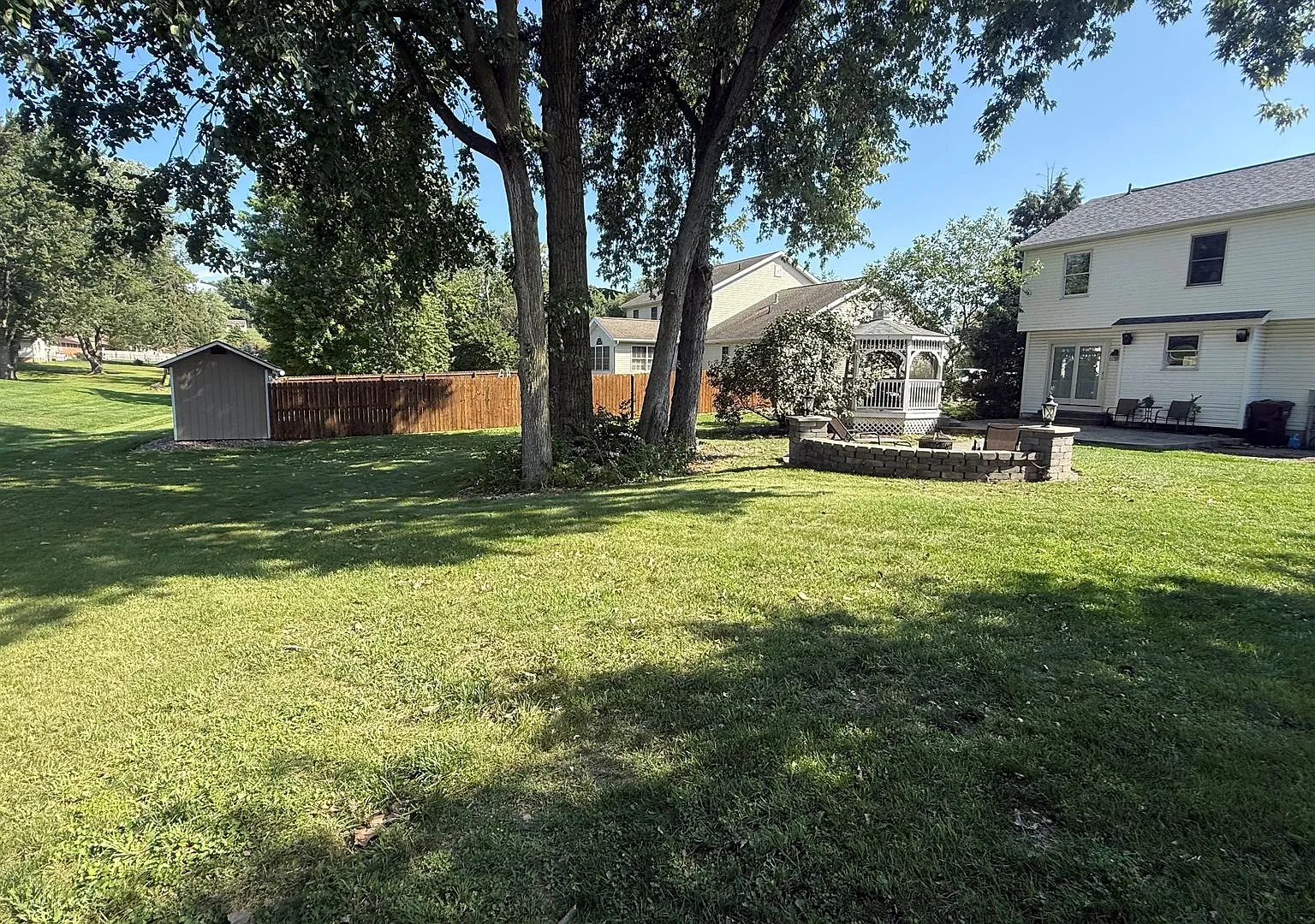 Spacious 4 Bedroom Home in Jackson Township Schools with Finished Basement & Large Backyard — Photo 3