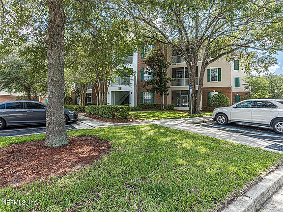 2nd image of 785 Oakleaf Plantation Pkwy Unit 1821