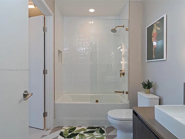 601 NE 1st Ave #5007 — Photo 28