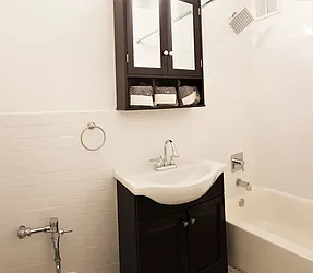 Rented by Zjama Realty Corp