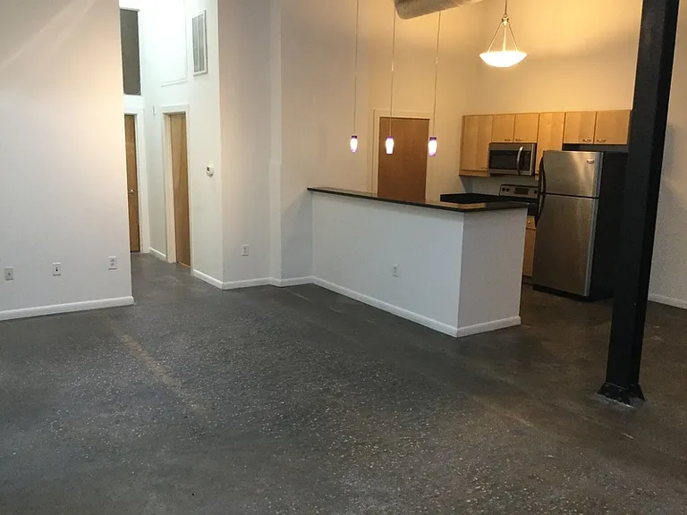 1011 W Marshall St #119 — Photo 1