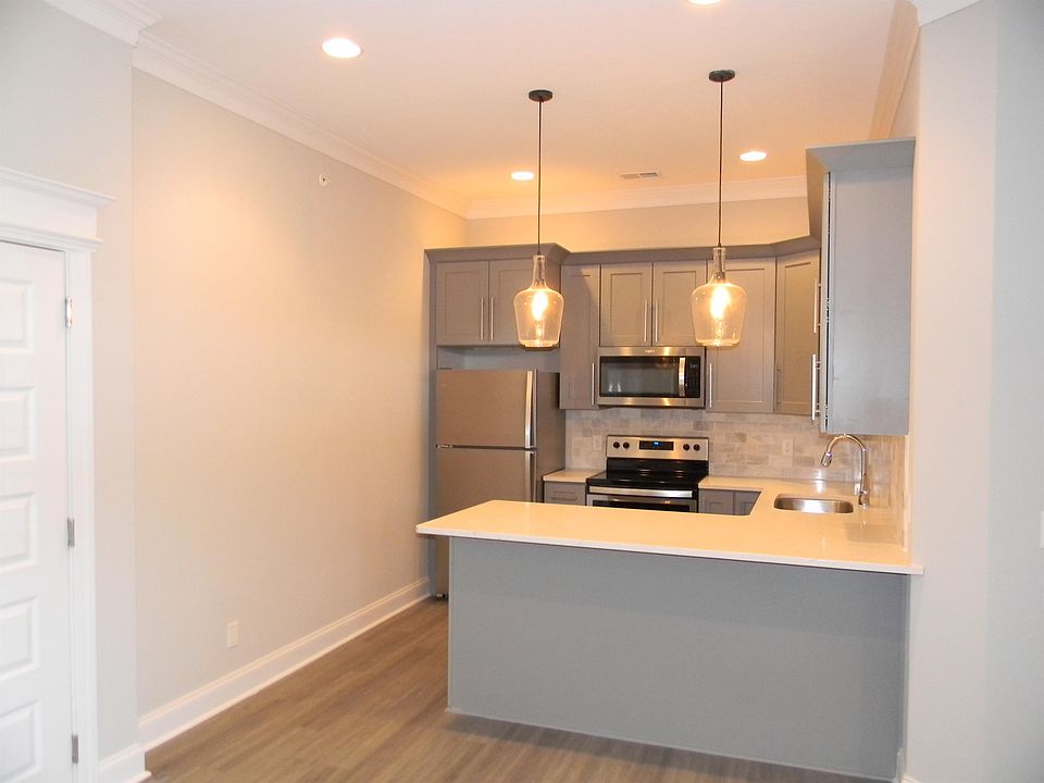 1st image of 1072 Cottontown Manor Dr APT 103