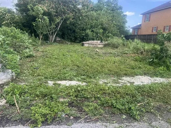 3307 Feliciana St, New Orleans, LA 70126