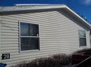 13001 Pennock Ave TRLR 28, Saint Paul, MN 55124