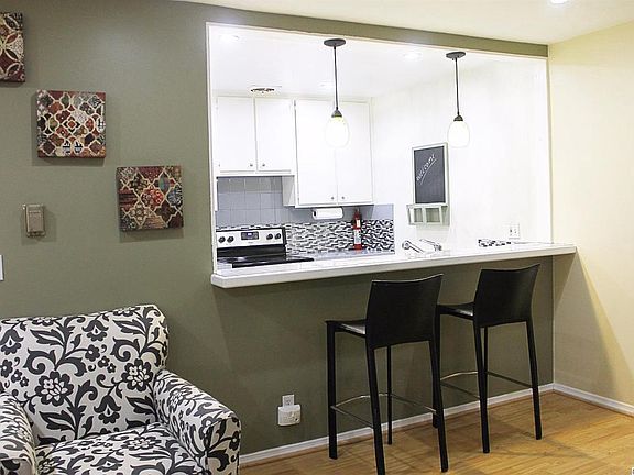 2nd image of 1127 E Del Mar Blvd APT 113