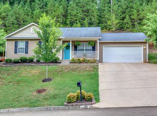 428 Dogwood Glen Ln, Powell, TN 37849