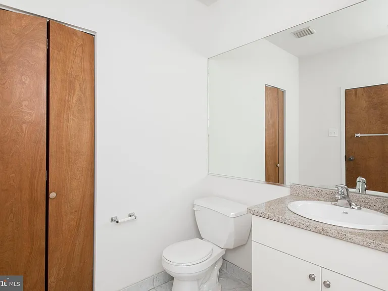 1411-4 Walnut St #803 — Photo 13
