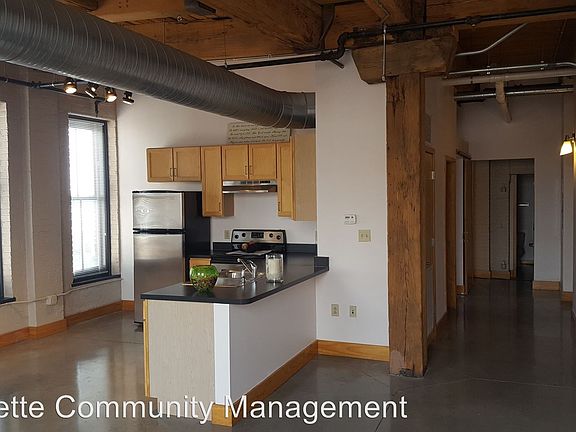 3rd image of 1021 Washington Ave Unit 706