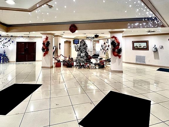4th image of 1200 NE Miami Gardens Dr APT 408W