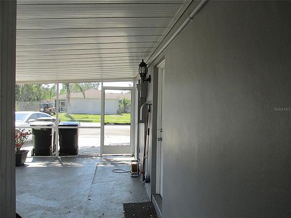 5th image of 8492 Maureen Ave