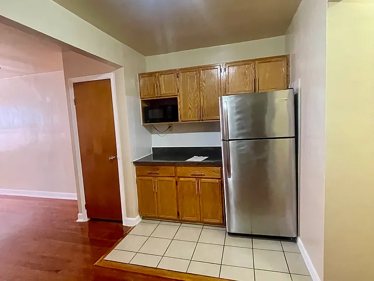 88-25 148th St #5G — Photo 1