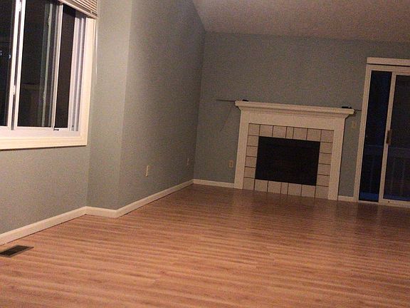 3rd image of 2348 Sower Blvd