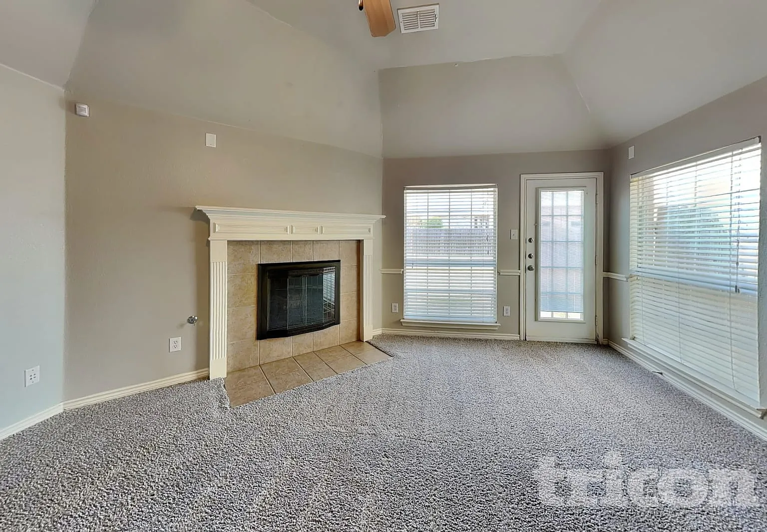 6605 Cascade Canyon Trail Fort Worth TX — Photo 2
