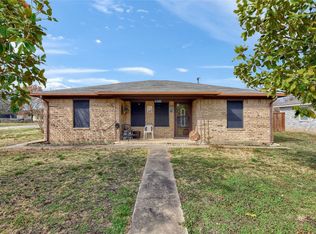712 Maple St, Howe, TX 75459