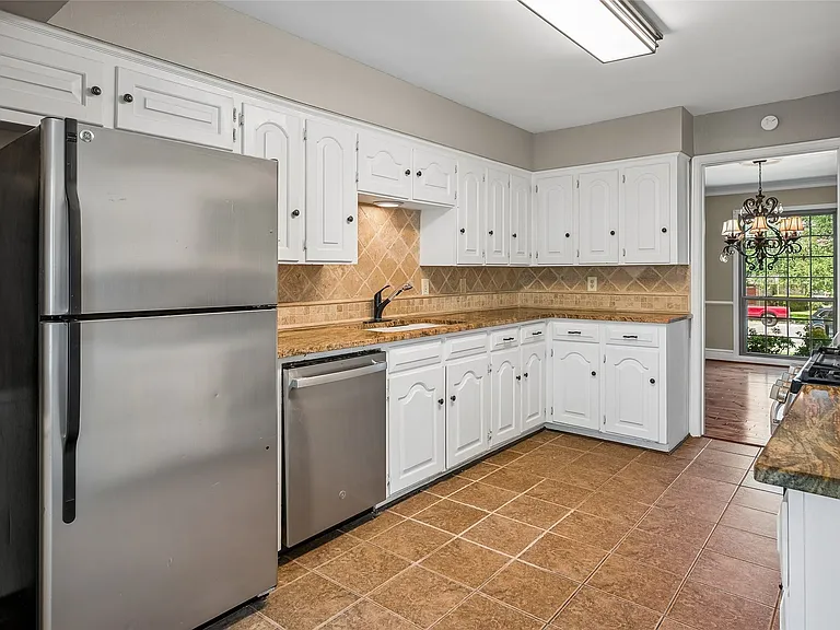 10503 Berry Knoll Dr — Photo 6