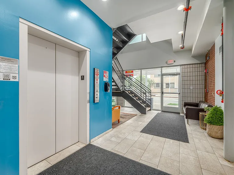 Innerbelt Lofts — Photo 12