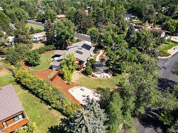 Huge yard on corner lot. 1/2 acre. Very quiet streets.