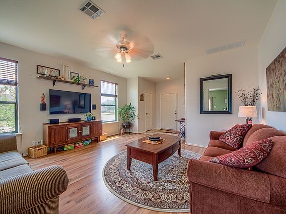 5th image of 302 Cordero Dr