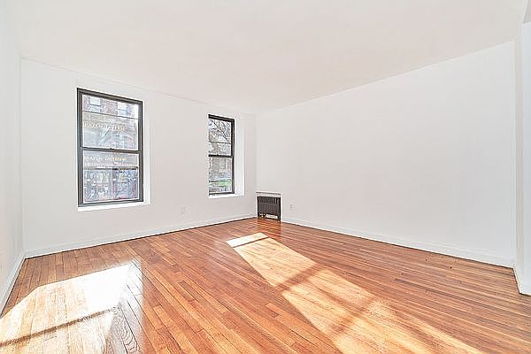 1st image of 353 W 44th St #1A
