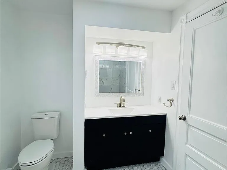 622 Cleveland St — Photo 19