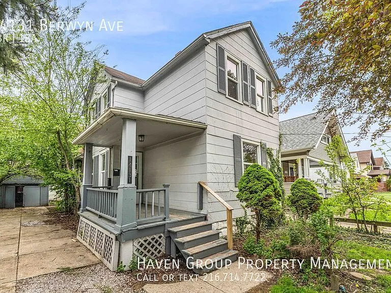 14131 Berwyn Ave — Photo 2