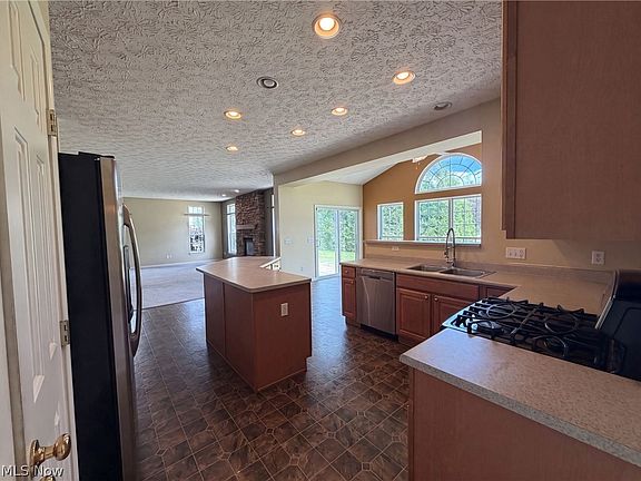 2nd image of 7629 Brookfield Ln