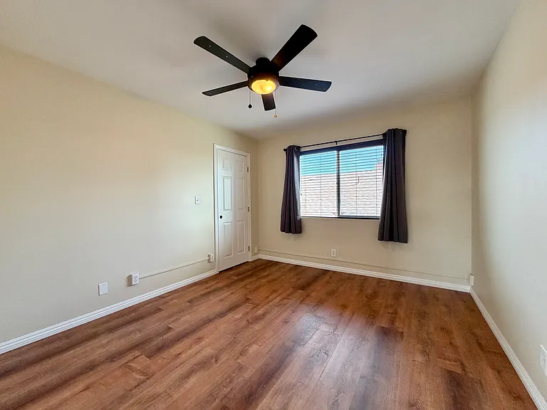 Bedroom 3 (Upstairs)