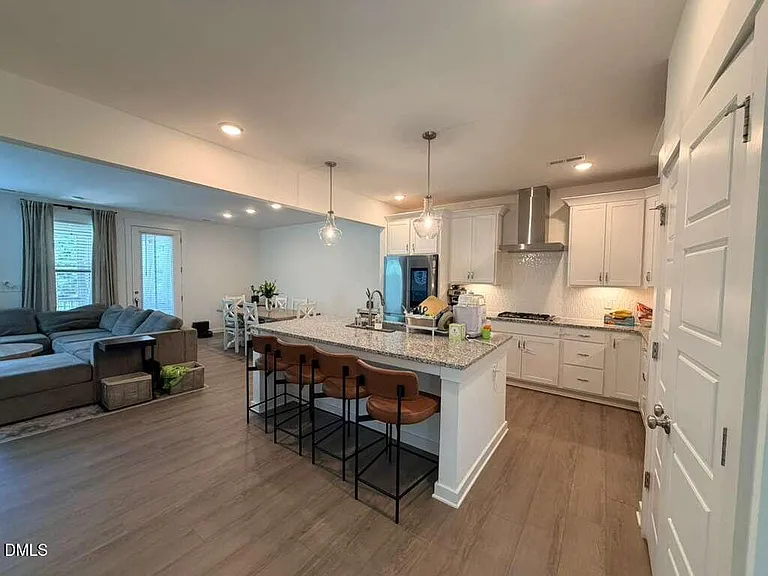 2222 Bohan Ct — Photo 7