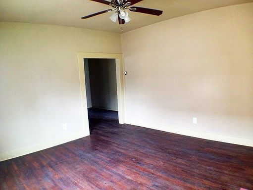2nd image of 1530 W Ashby Pl