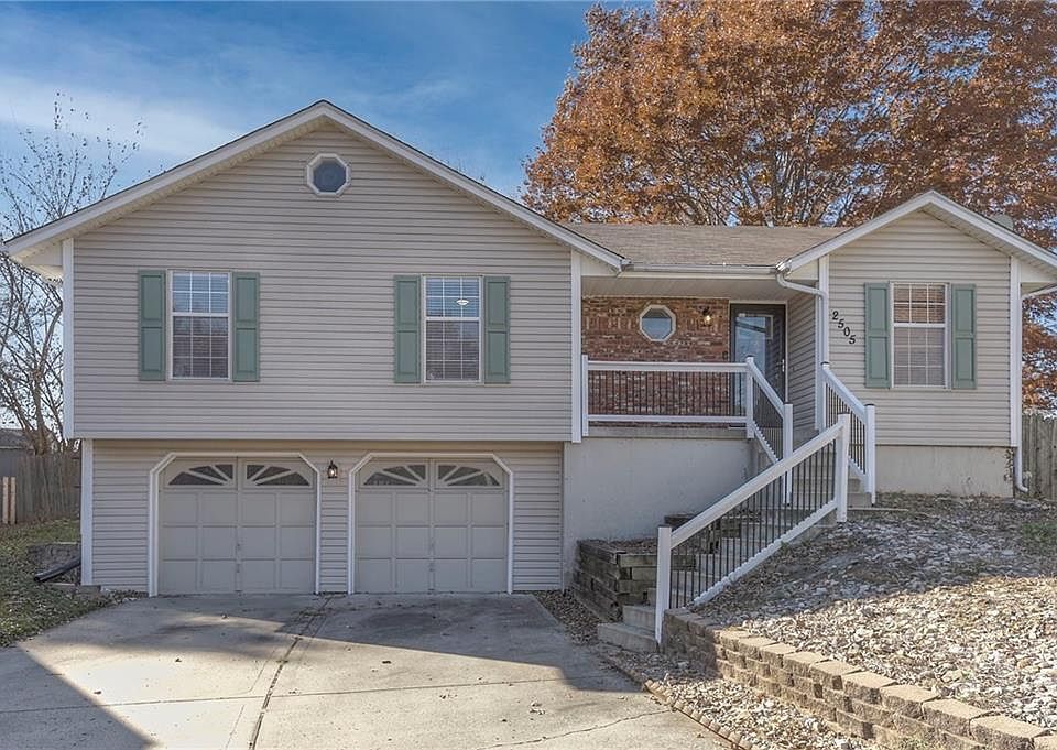 1st image of 2505 NE Remington Ct