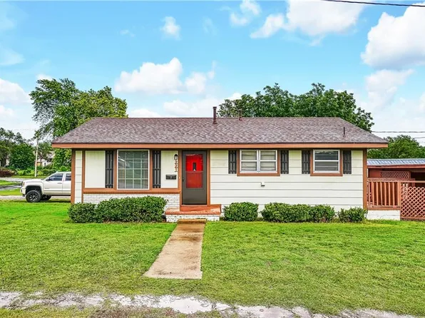 221 N Orient St, Cordell, OK 73632