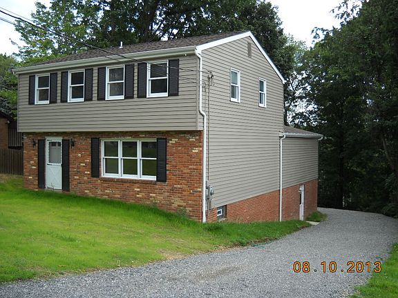 2nd image of 4642 Sylvan Dr
