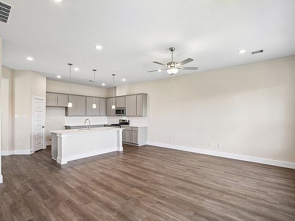 3009 La Rambla Dr - Picasso - Family Room Kitchen