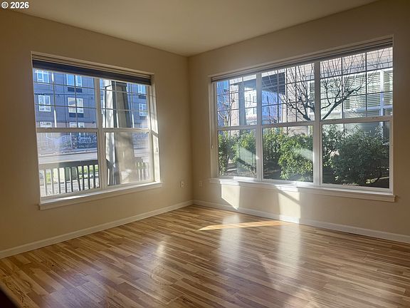 3rd image of 1010 170th Ave #101
