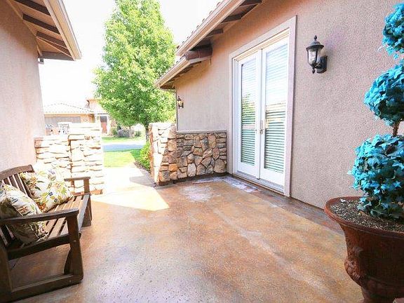 5th image of 8583 Las Brisas Cir