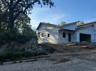 254 Whitetail Ln #13, Deerfield, WI 53531